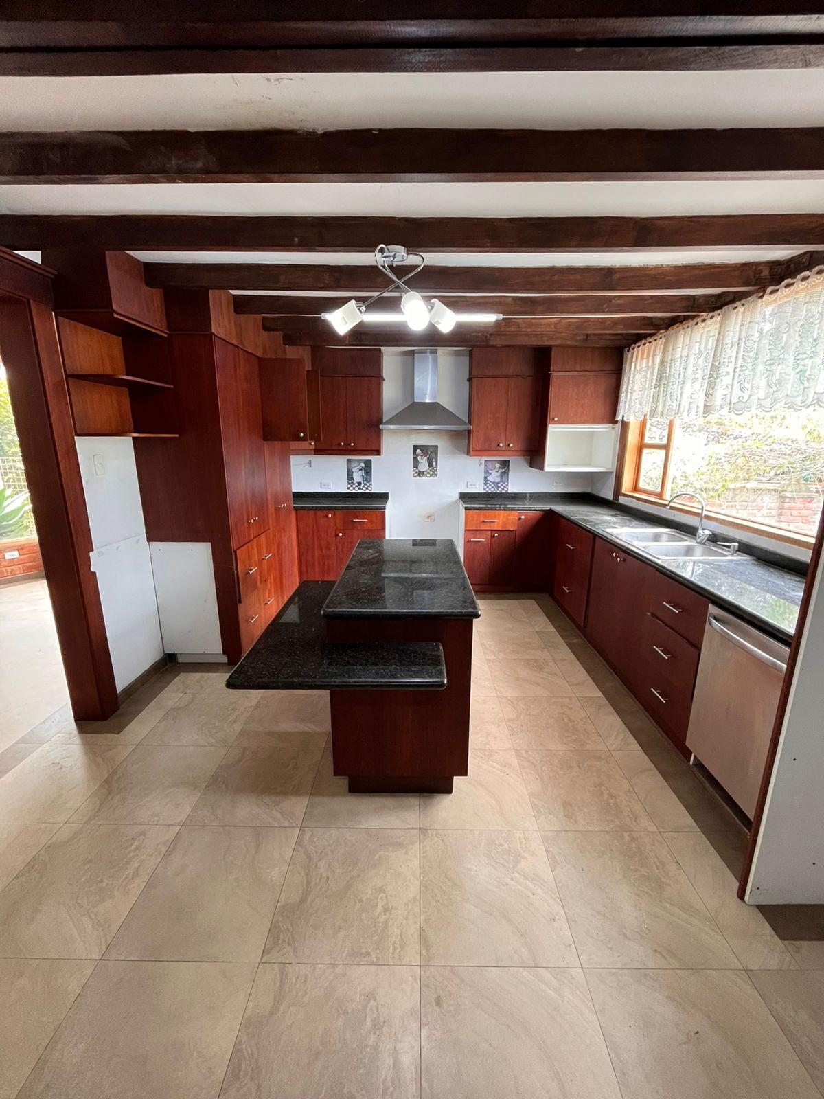 CASA DE CAMPO EN VENTA- CONJUNTO PRIVADO