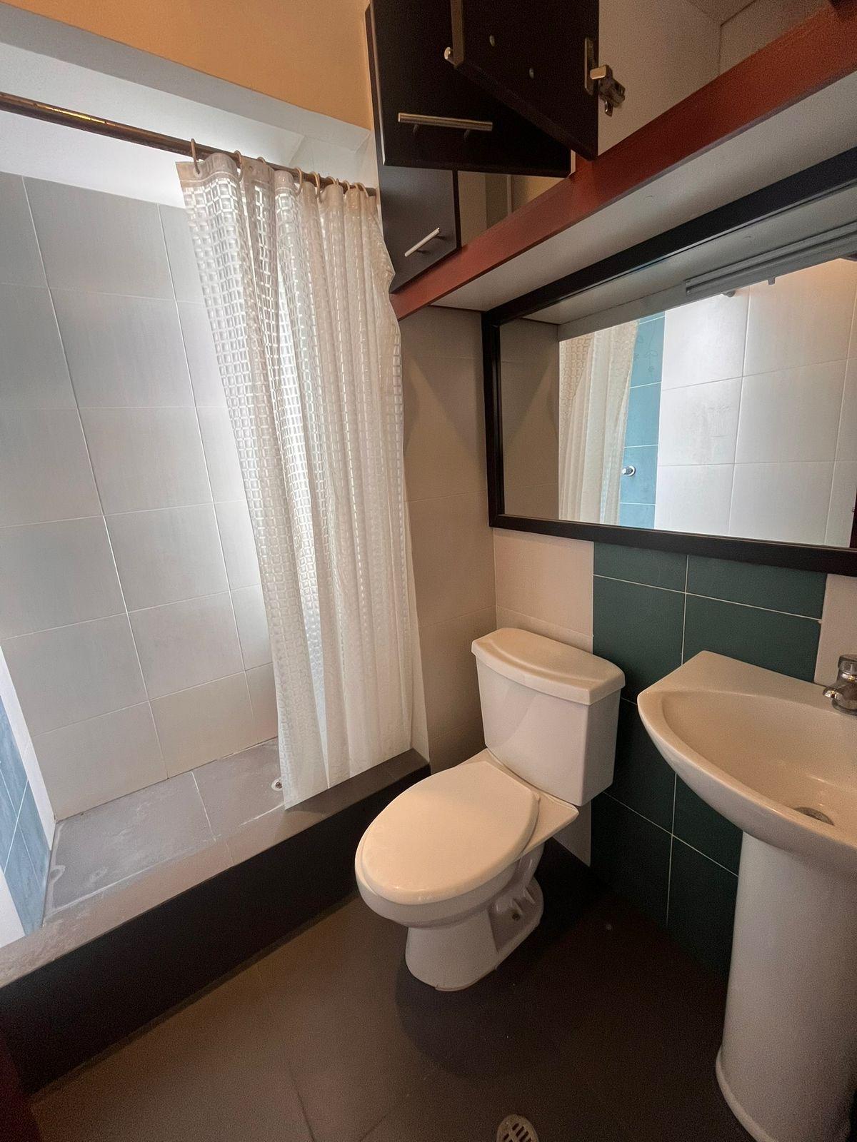 Amplio departamento en venta (sector Las Retamas)