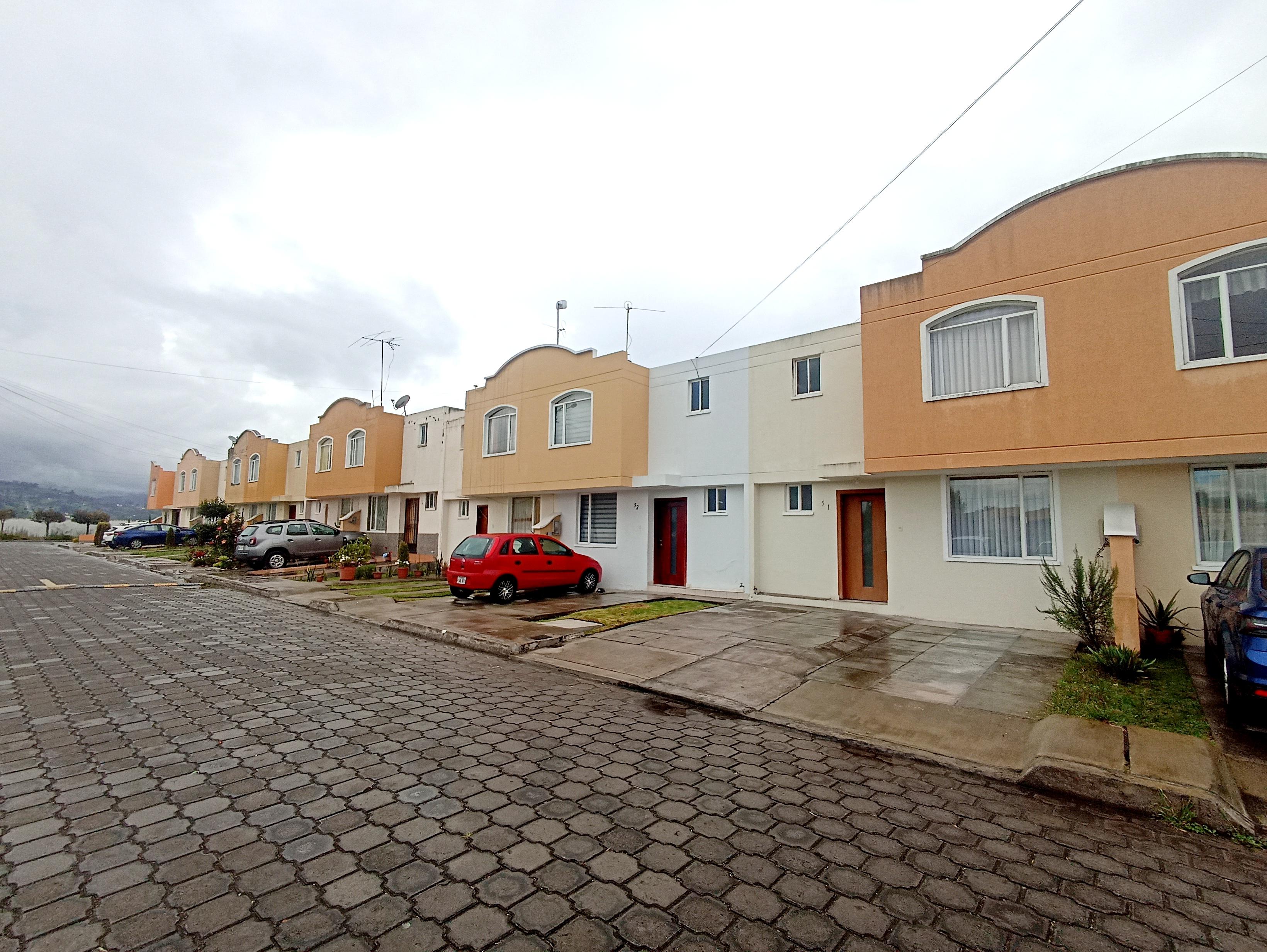 CASA EN VENTA - CONJUNTO