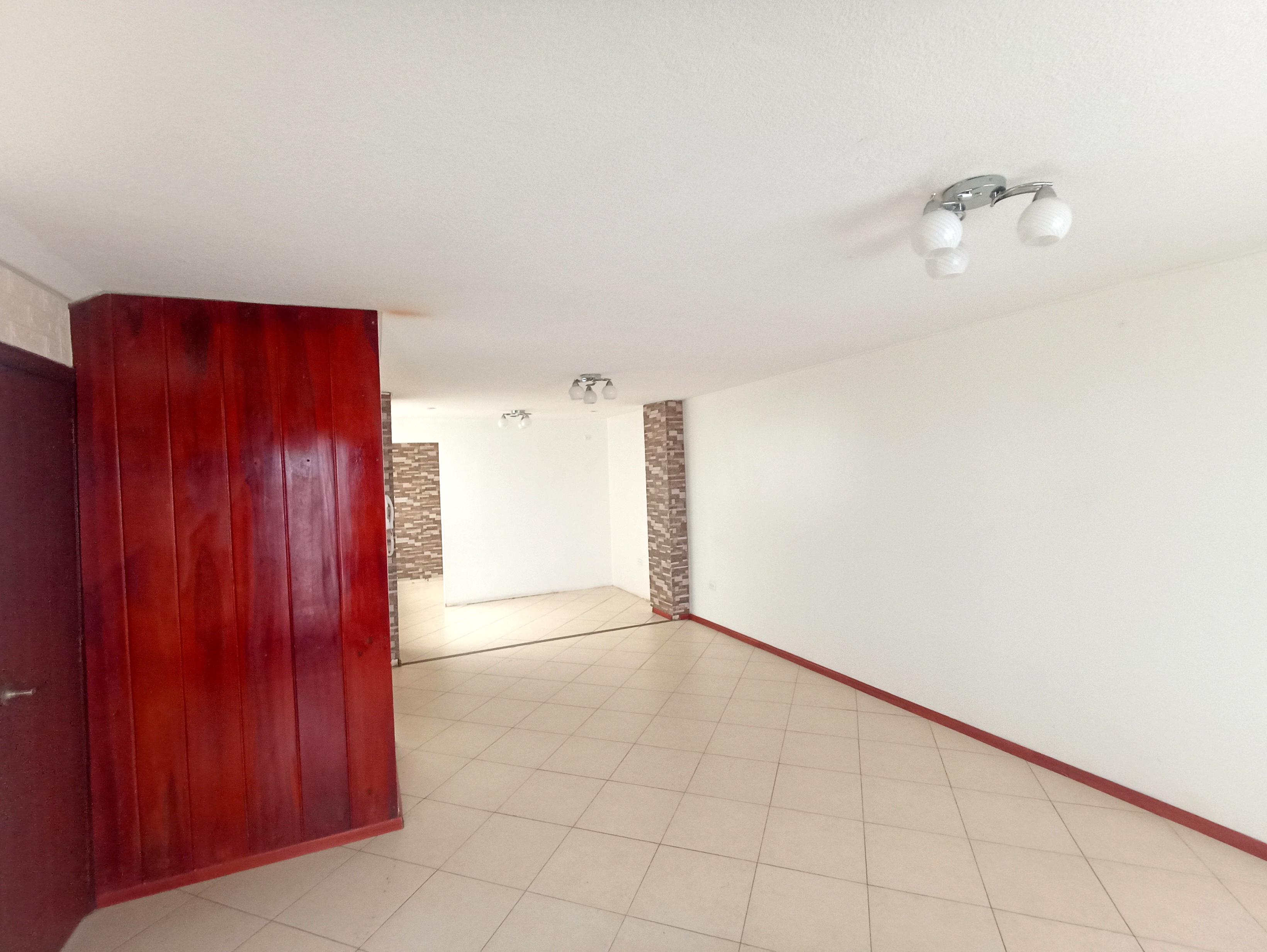 CASA EN VENTA - CONJUNTO