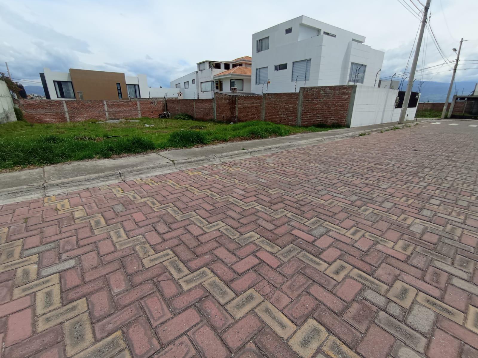 TERRENO EN VENTA