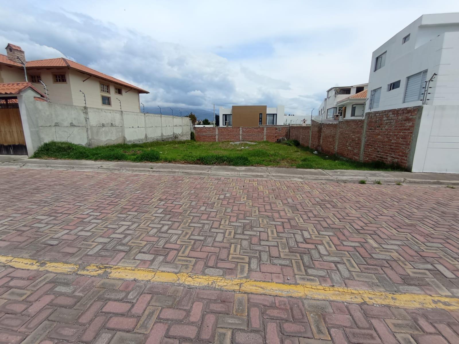 TERRENO EN VENTA