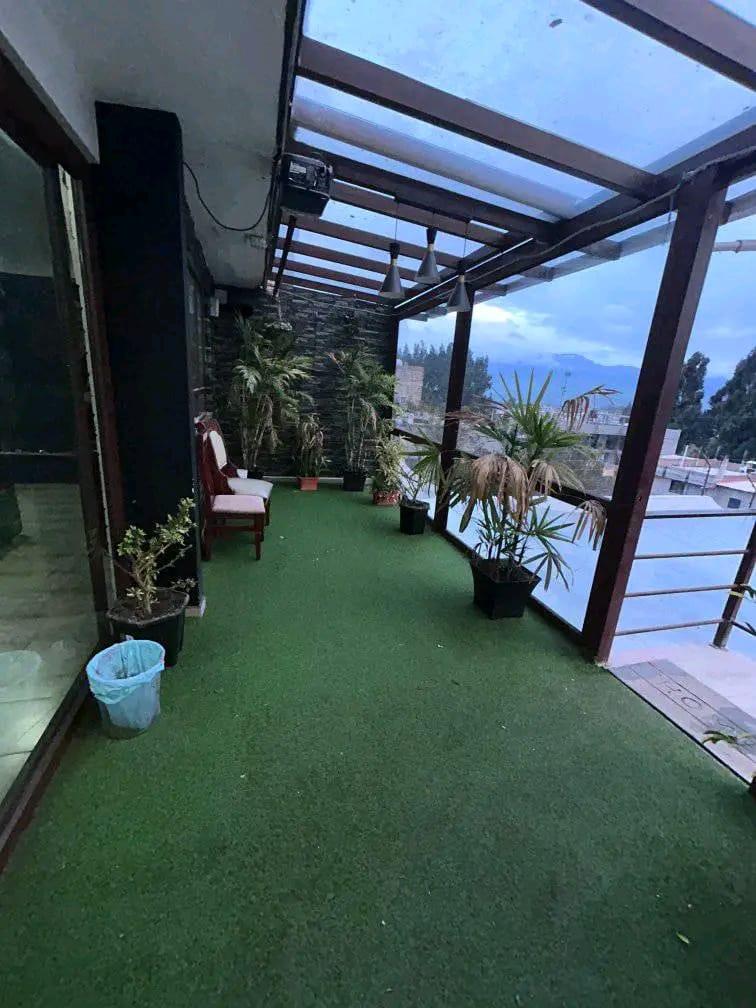 Linda Casa con Piscina