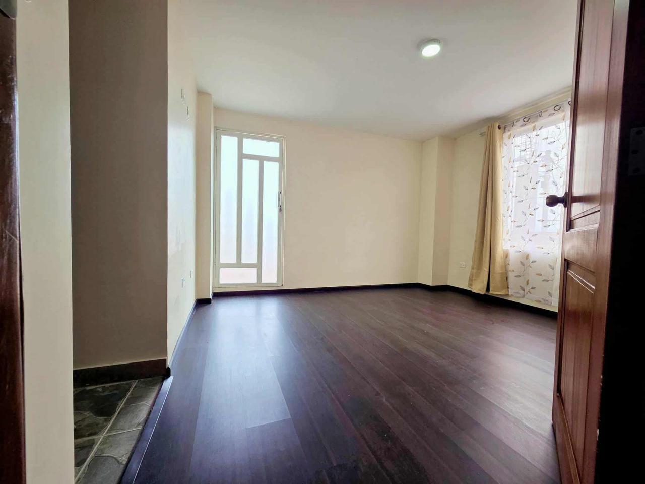 CASA EN VENTA NORTE DE RIOBAMBA