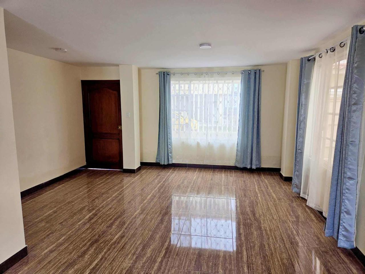 CASA EN VENTA NORTE DE RIOBAMBA