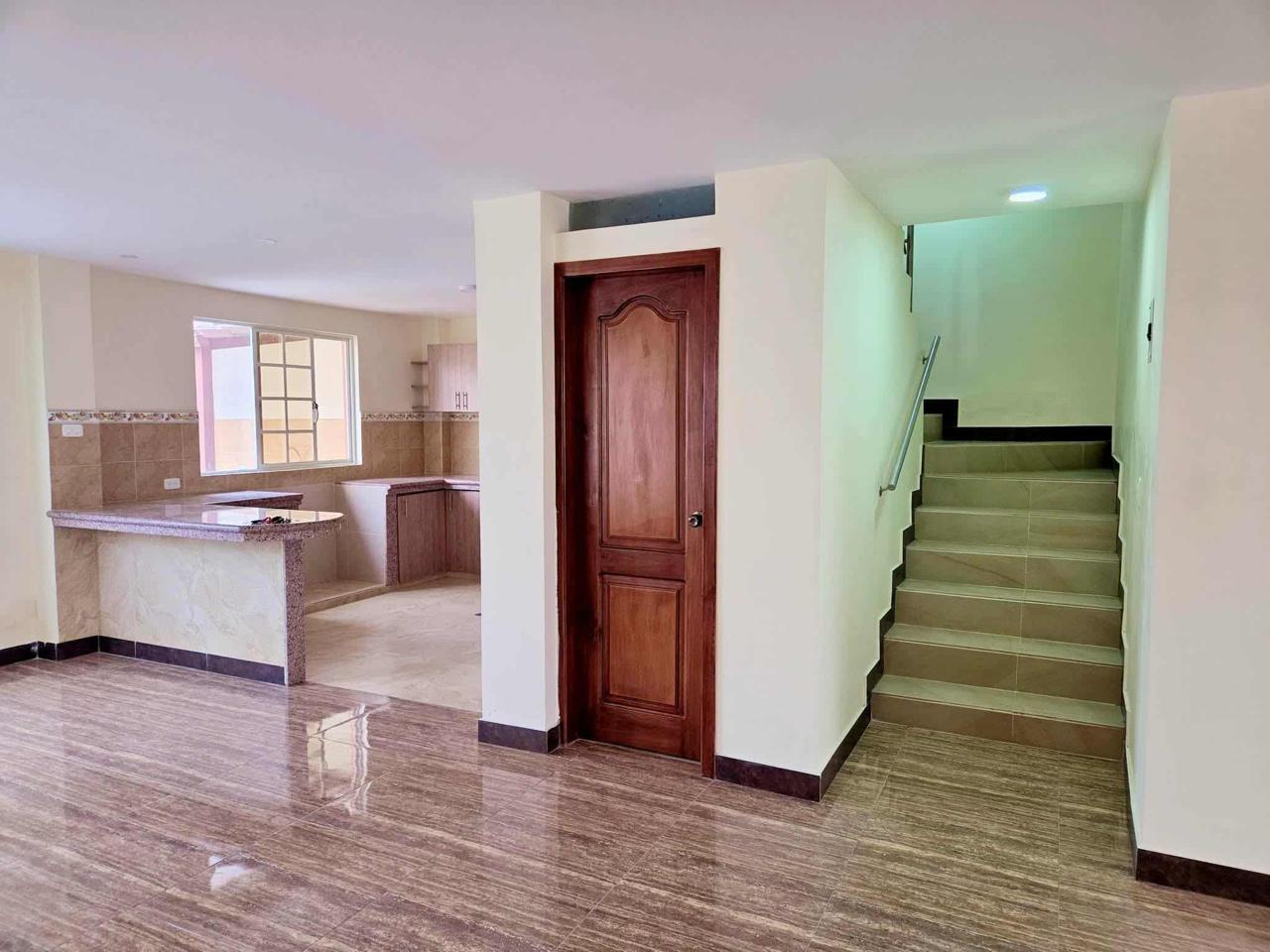 CASA EN VENTA NORTE DE RIOBAMBA