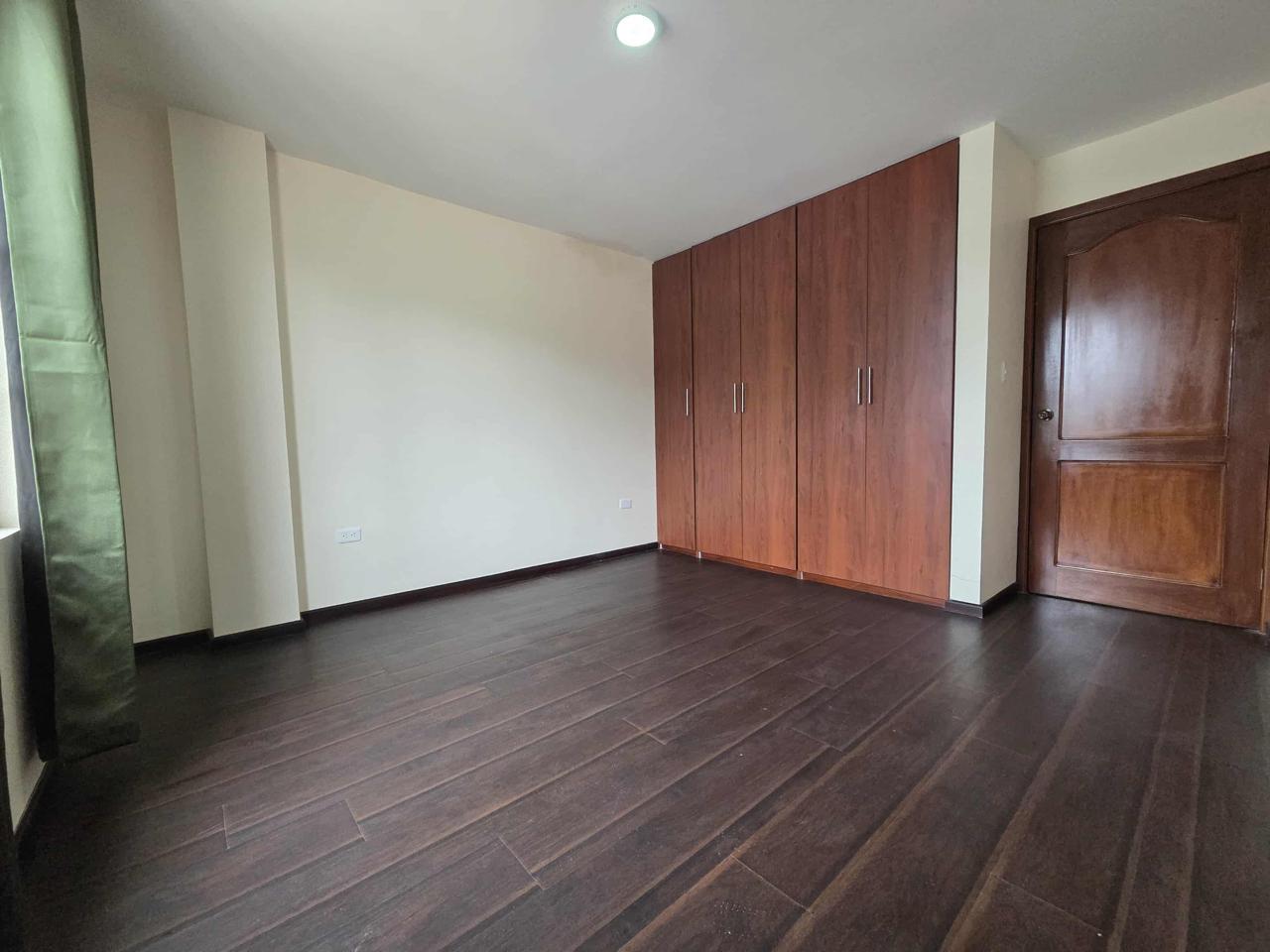 CASA EN VENTA NORTE DE RIOBAMBA
